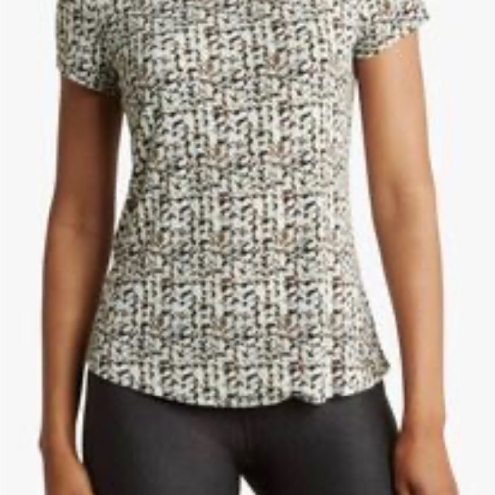 Tahari Scoop Neck Short Blouse. Sz SP
